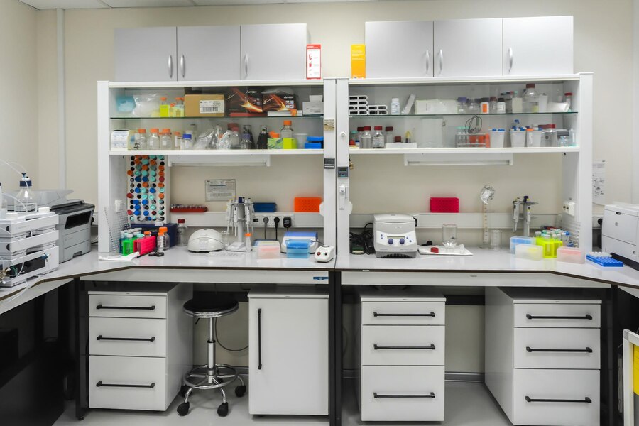 Instrument Table Manufacturers in Bangalore